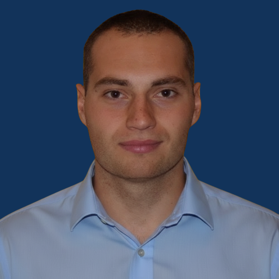 Headshot of Pavle Ristic, business and data analyst